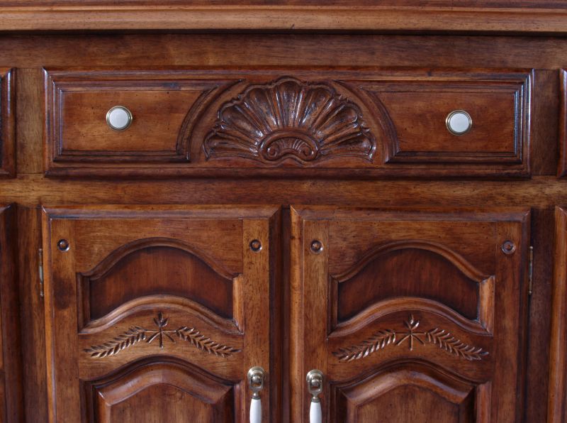 Cabinet Staining Service in Cincinnati, OH